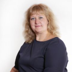 Кузьмичева Елена